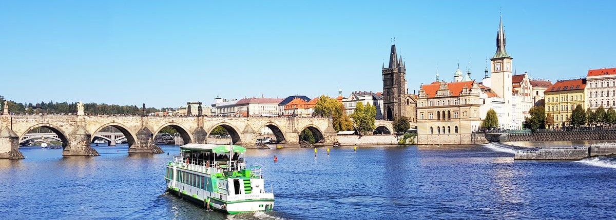 雙享奧捷10天 米其林、國王湖、城堡皇宮、Outlet、遊船饗宴